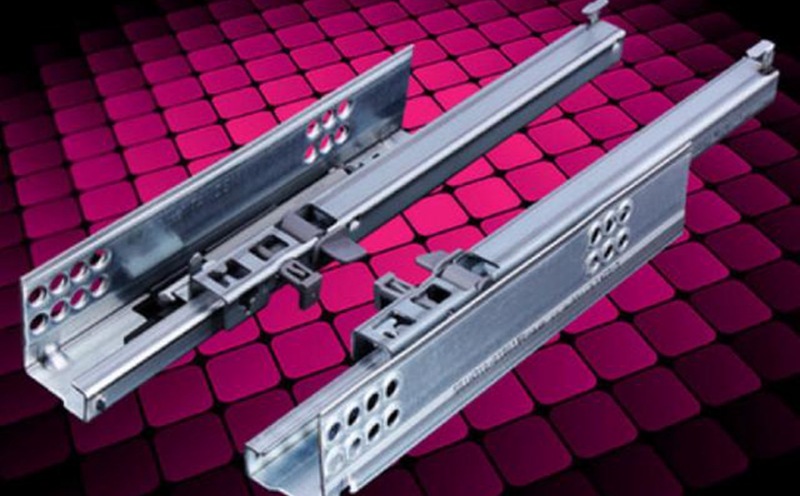 定制櫥柜五金件如何選擇，星空梵高定制櫥柜